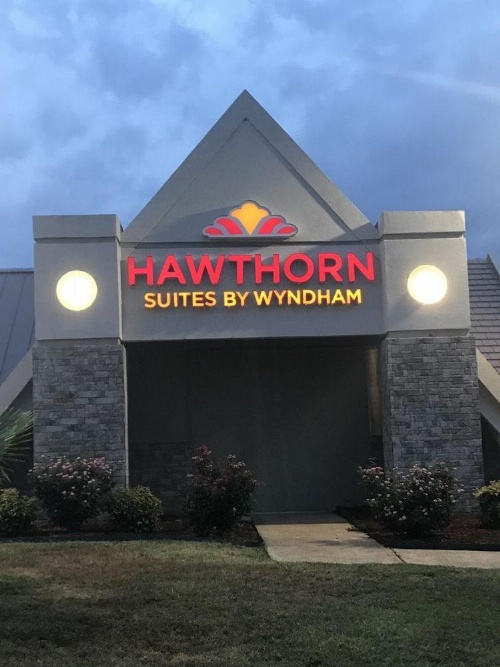 Hawthorn Suites by Wyndham Columbia image 12