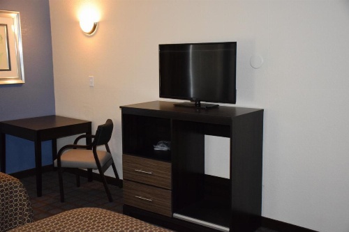 Hawthorn Suites by Wyndham Columbia image 5